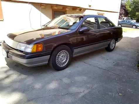 1988 Mercury Sable photo