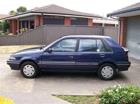 1988 Nissan Pulsar photo