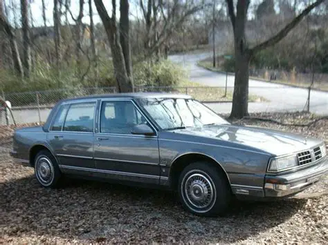 1988 Oldsmobile 98 photo