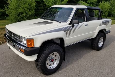 1988 Toyota 4runner photo