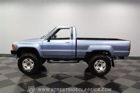 1988 Toyota 4x4 photo