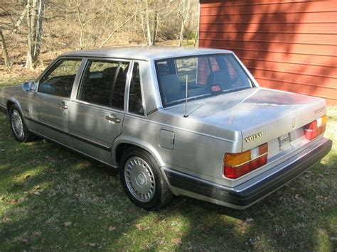 1988 Volvo 760 photo