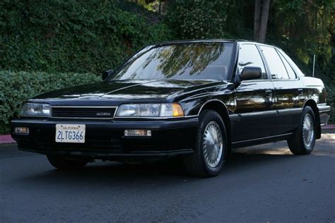 1989 Acura Legend photo