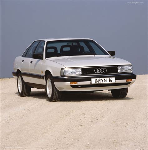 1989 Audi 200 photo