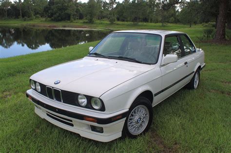 1989 Bmw 325 photo