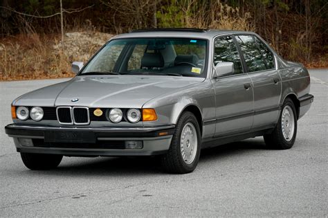 1989 Bmw 735 photo