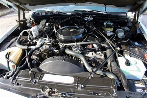 1989 Cadillac Brougham engine