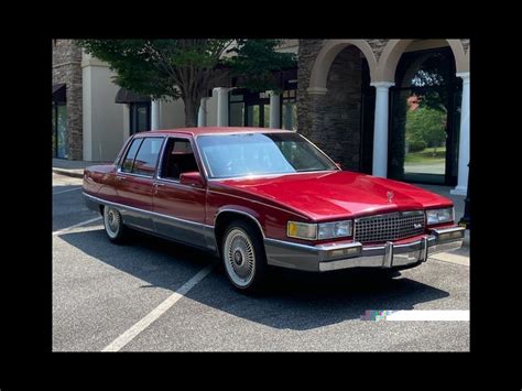 1989 Cadillac Fleetwood engine