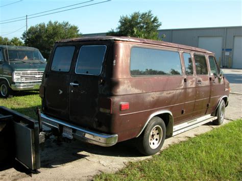 1989 Chevrolet Beauville engine