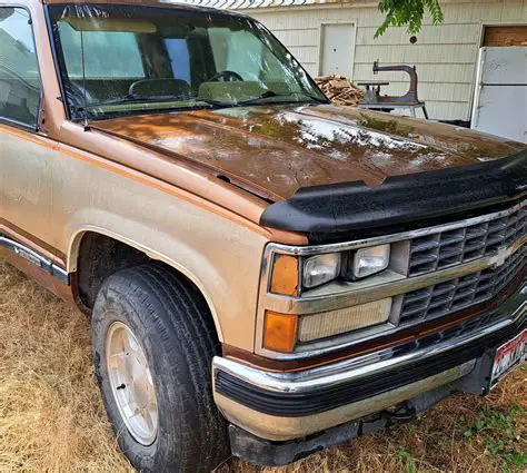 1989 Chevrolet C25 photo