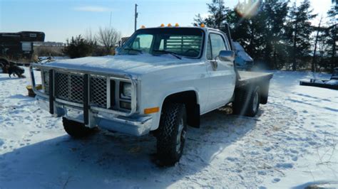 1989 Chevrolet K35 engine