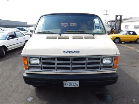 1989 Dodge B350 photo