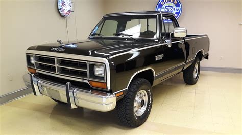 1989 Dodge Dodge truck photo