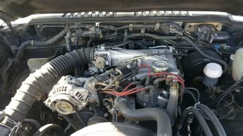 1989 Dodge Raider engine