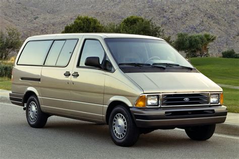 1989 Ford Aerostar photo