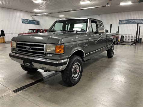 1989 Ford F250 engine