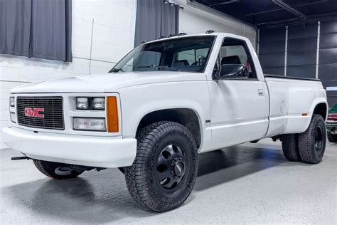 1989 Gmc C3500 pickup photo