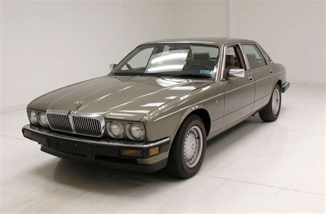 1989 Jaguar Xj6 photo