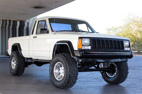 1989 Jeep Comanche photo