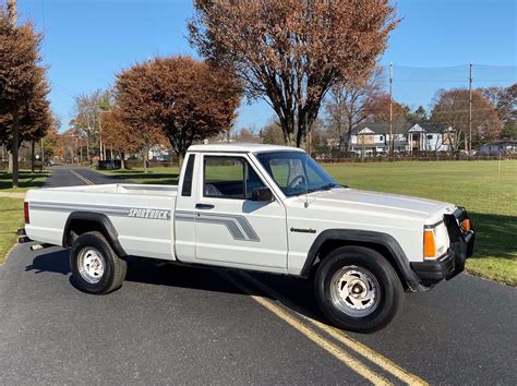 1989 Jeep Comanche photo