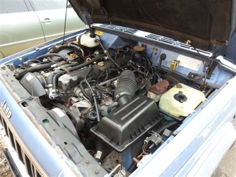 1989 Jeep Grand cherokee engine