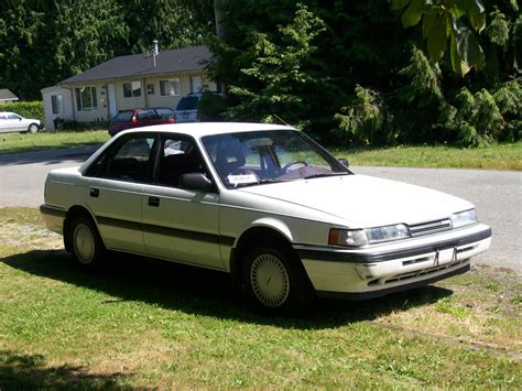 1989 Mazda 626 photo