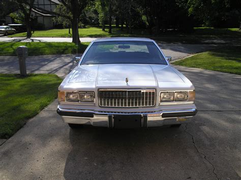 1989 Mercury Marquis photo