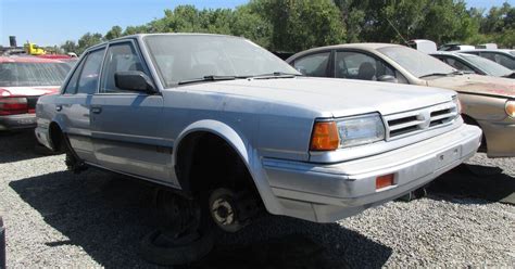 1989 Nissan Stanza photo