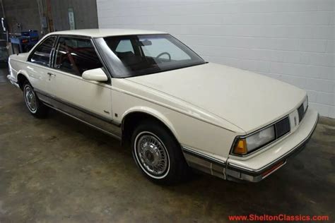 1989 Oldsmobile 88 photo