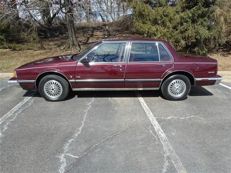 1989 Oldsmobile 88 photo