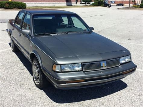 1989 Oldsmobile Ciera photo