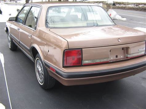 1989 Oldsmobile Ciera photo