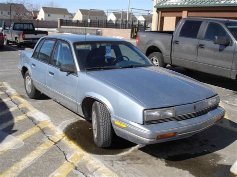 1989 Oldsmobile Cutlass calais photo