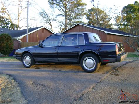 1989 Oldsmobile Touring sedan engine