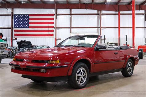 1989 Pontiac Sunbird photo