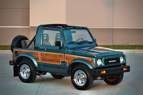 1989 Suzuki Samurai photo