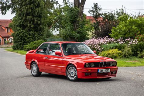 1990 Bmw 318 photo