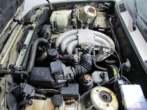 1990 Bmw 325i engine