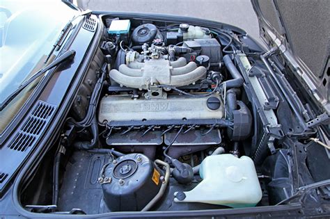 1990 Bmw 525i engine