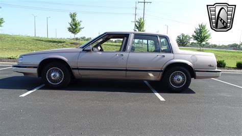 1990 Buick Electra photo