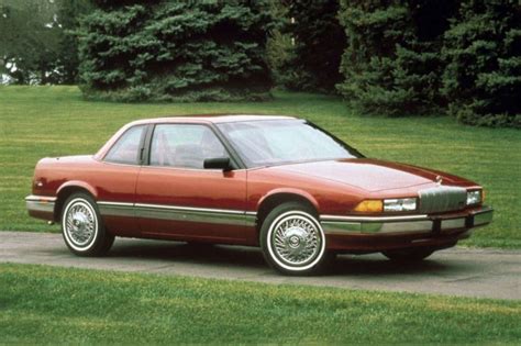 1990 Buick Regal photo