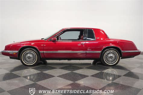 1990 Buick Riviera photo