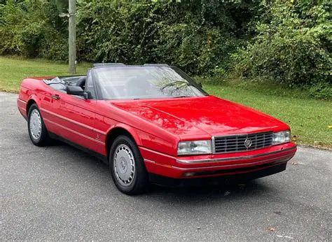 1990 Cadillac Allante engine