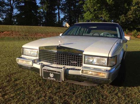 1990 Cadillac Deville photo