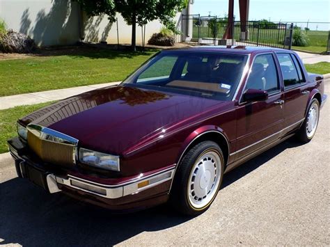 1990 Cadillac Seville photo