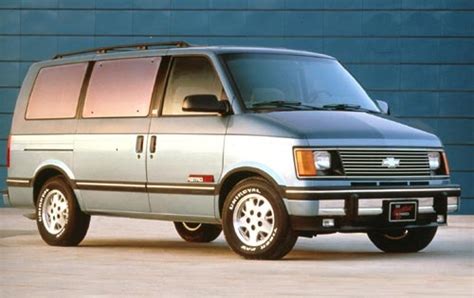 1990 Chevrolet Astro photo