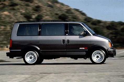 1990 Chevrolet Astro photo