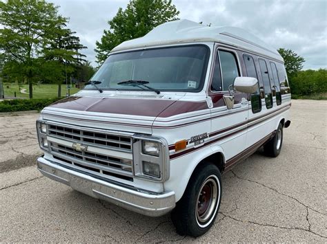 1990 Chevrolet Chevy van engine