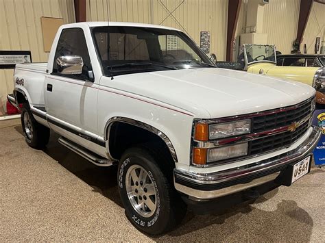 1990 Chevrolet Silverado photo