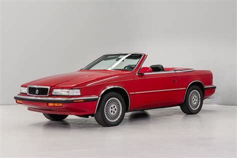 1990 Chrysler Maserati tc photo